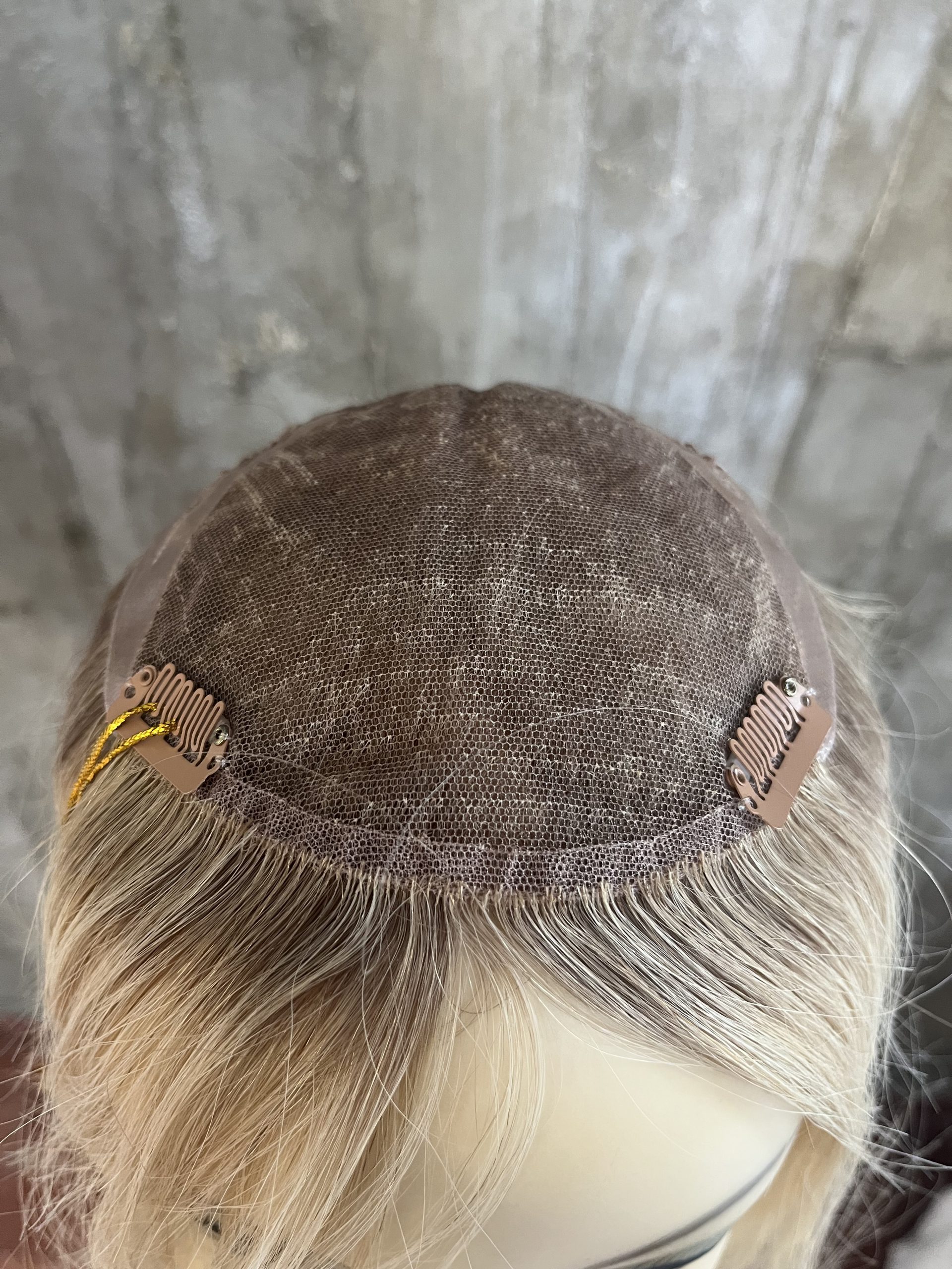 100% EUROPEAN PROCESSED HUMAN HAIR TOPPER 19" BLOND WITH SOFT ROOTS - Image 6