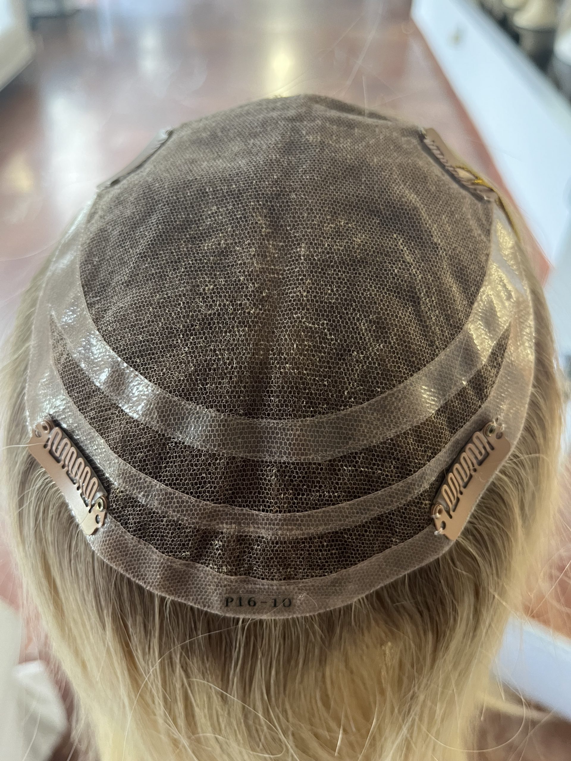 100% EUROPEAN PROCESSED HUMAN HAIR TOPPER 19" BLOND WITH SOFT ROOTS - Image 7