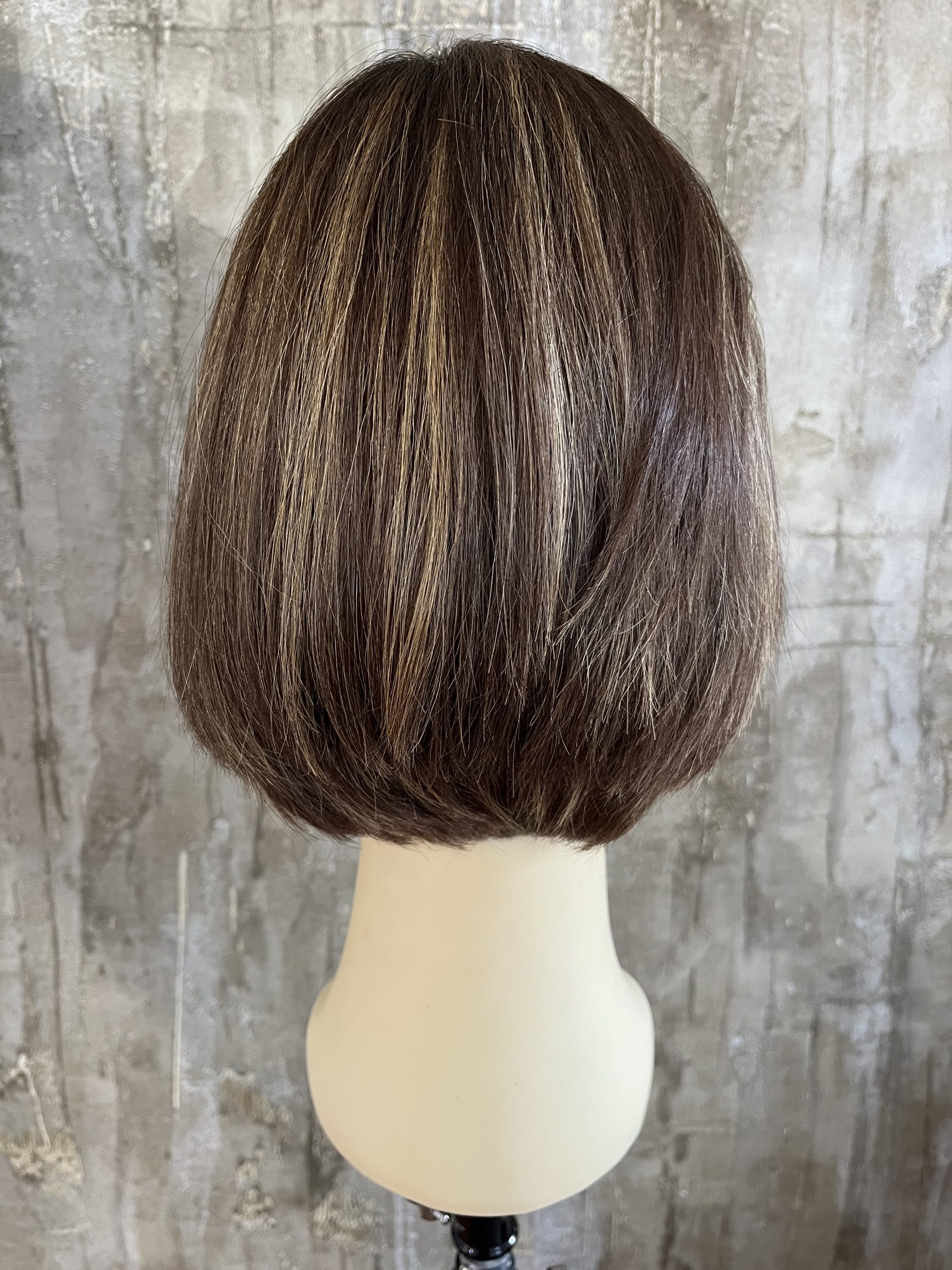 100% EUROPEAN VIRGIN HUMAN HAIR 13.5" LIGHT BROWN WITH BLOND HIGHLIGHTS - Image 3